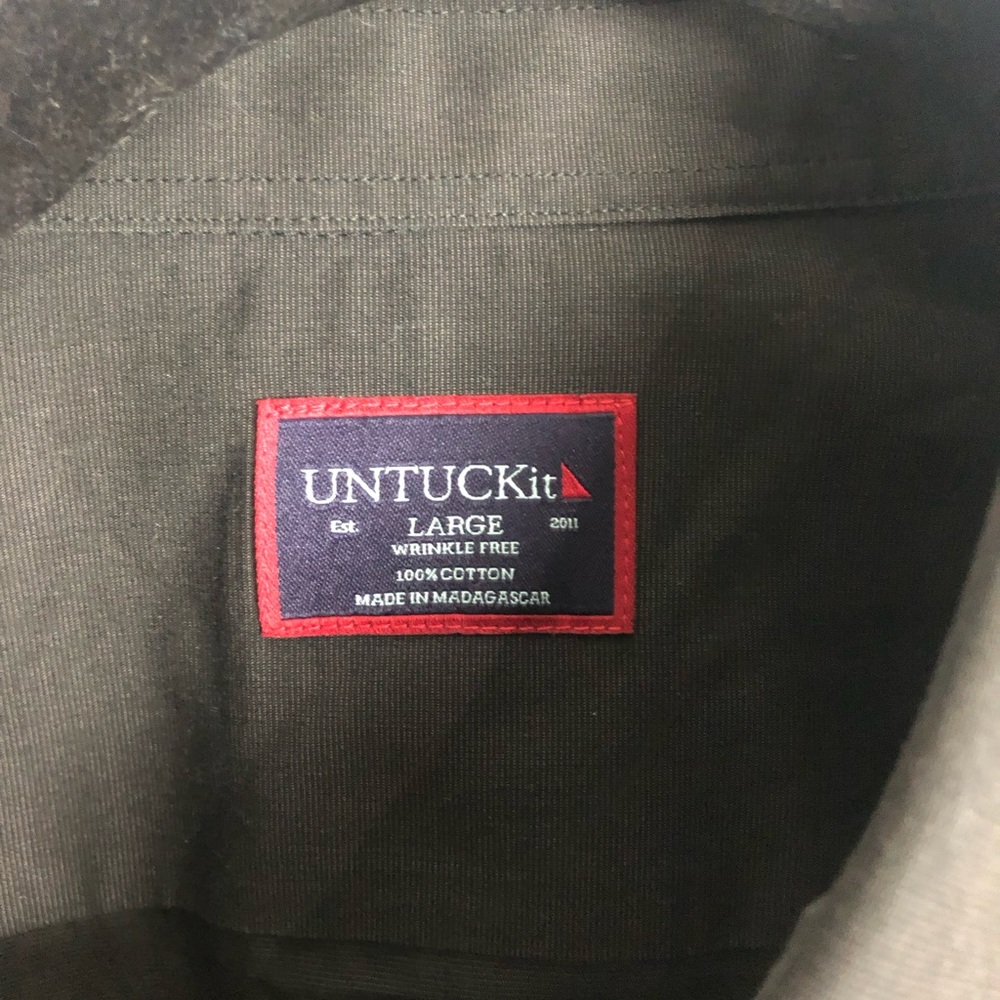 Untuckit Solid Black Shirt Large - image 2